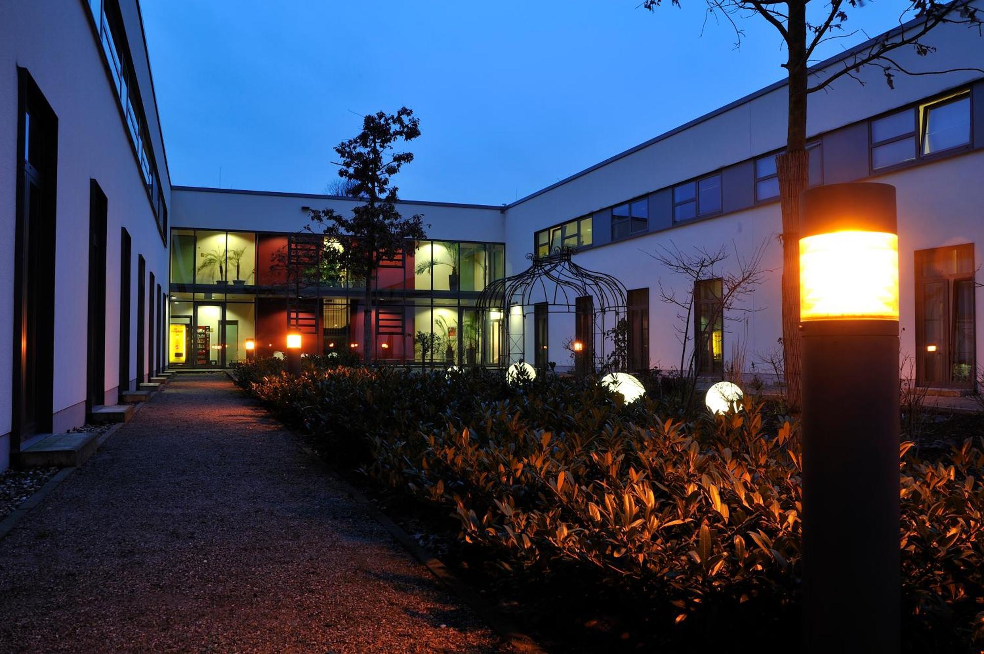 Sporthotel Borussia Duesseldorf Exterior foto